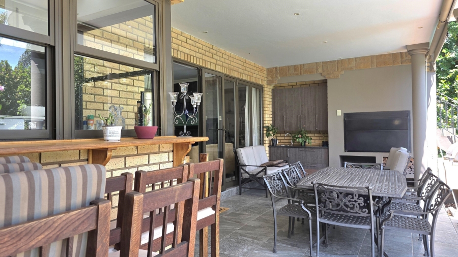 4 Bedroom Property for Sale in Eldo Glen Gauteng