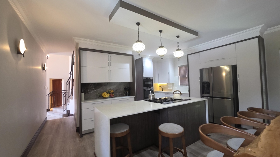 4 Bedroom Property for Sale in Eldo Glen Gauteng