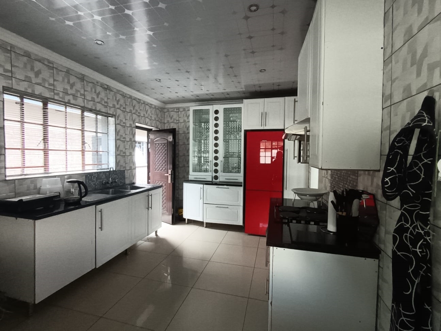3 Bedroom Property for Sale in Olifantsfontein Gauteng