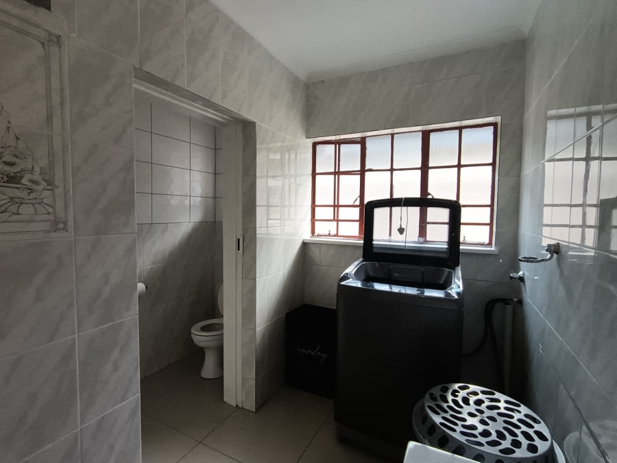 3 Bedroom Property for Sale in Olifantsfontein Gauteng