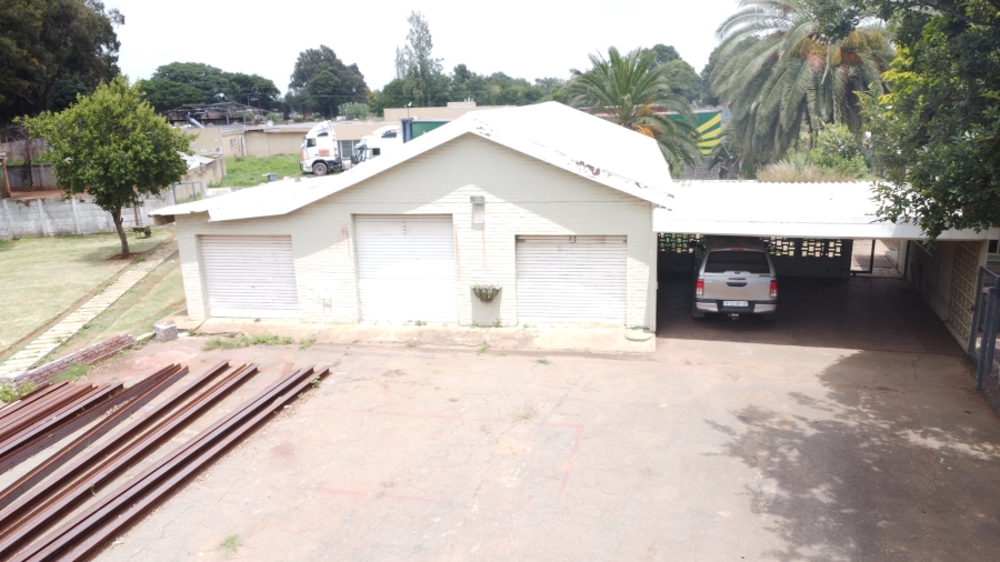 4 Bedroom Property for Sale in Putfontein Gauteng