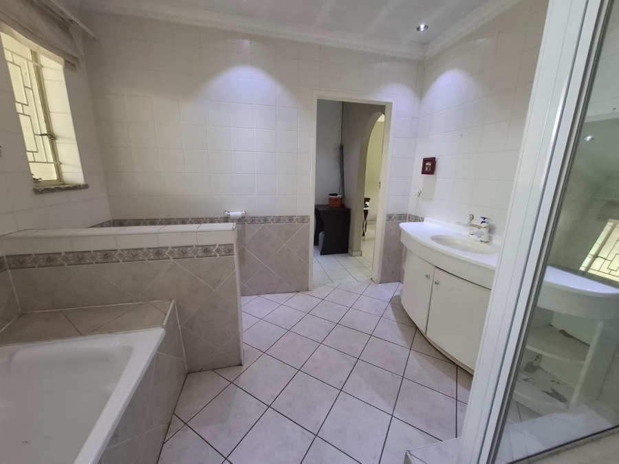 4 Bedroom Property for Sale in Putfontein Gauteng