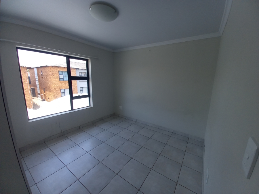 2 Bedroom Property for Sale in Rynfield Gauteng