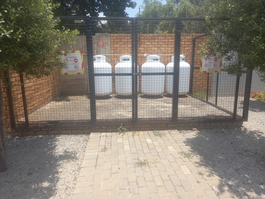 2 Bedroom Property for Sale in Rynfield Gauteng