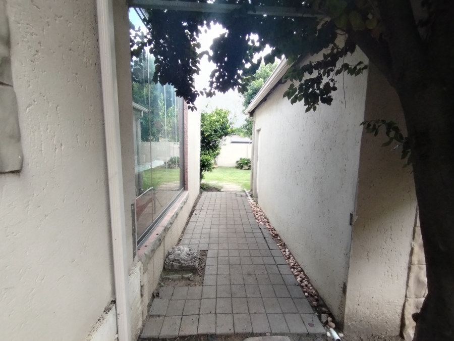 2 Bedroom Property for Sale in Benoni Central Gauteng