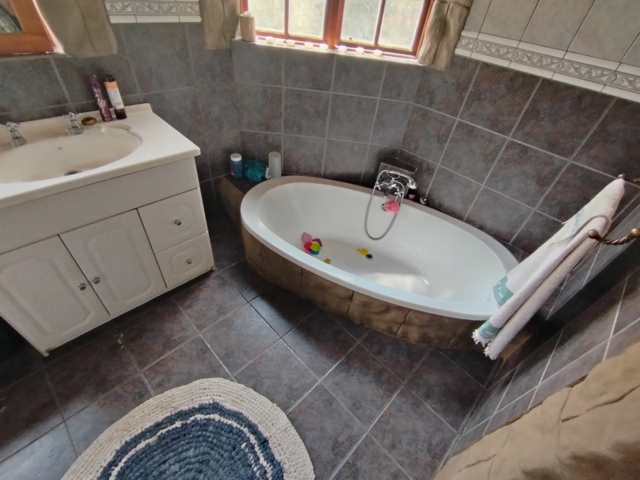 2 Bedroom Property for Sale in Benoni Central Gauteng