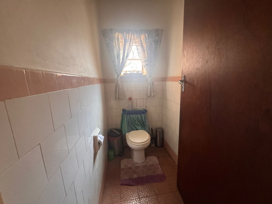 7 Bedroom Property for Sale in Brakpan Central Gauteng