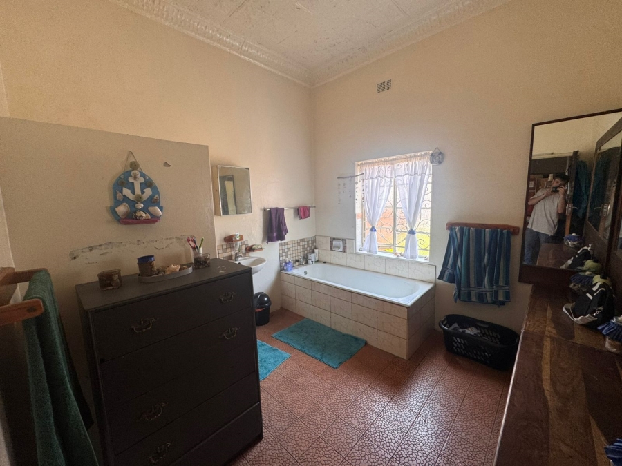 7 Bedroom Property for Sale in Brakpan Central Gauteng