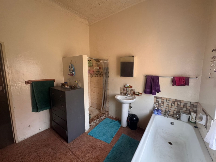 7 Bedroom Property for Sale in Brakpan Central Gauteng