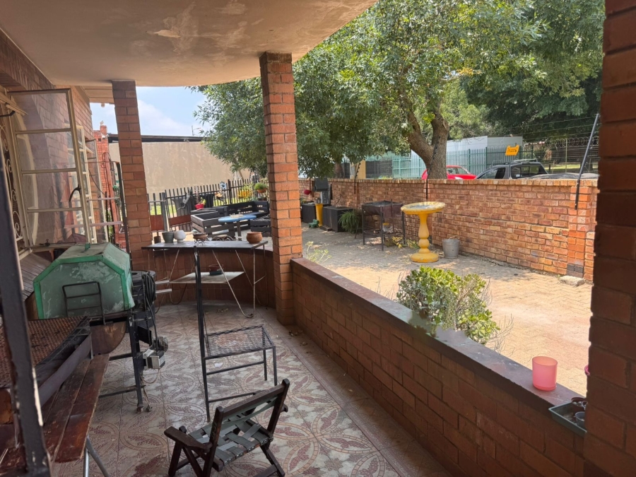 7 Bedroom Property for Sale in Brakpan Central Gauteng