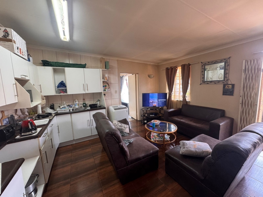 7 Bedroom Property for Sale in Brakpan Central Gauteng