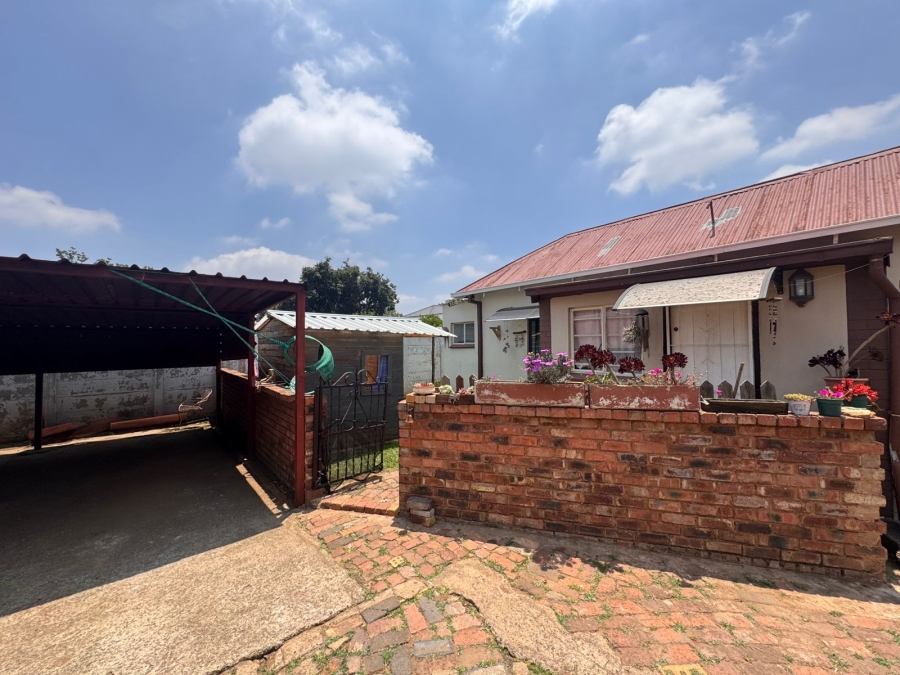 7 Bedroom Property for Sale in Brakpan Central Gauteng