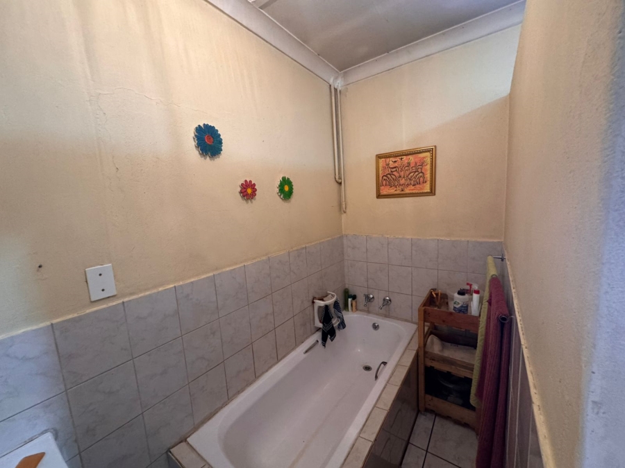 7 Bedroom Property for Sale in Brakpan Central Gauteng