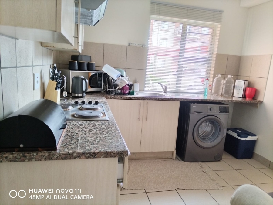 To Let 2 Bedroom Property for Rent in Mayville Gauteng