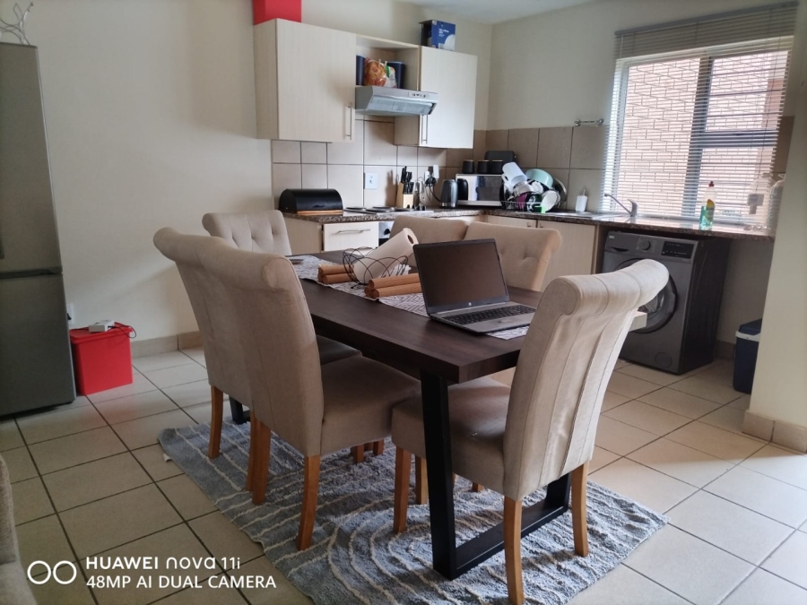 To Let 2 Bedroom Property for Rent in Mayville Gauteng