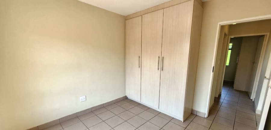 To Let 2 Bedroom Property for Rent in Mayville Gauteng