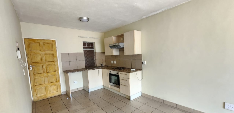 To Let 2 Bedroom Property for Rent in Mayville Gauteng