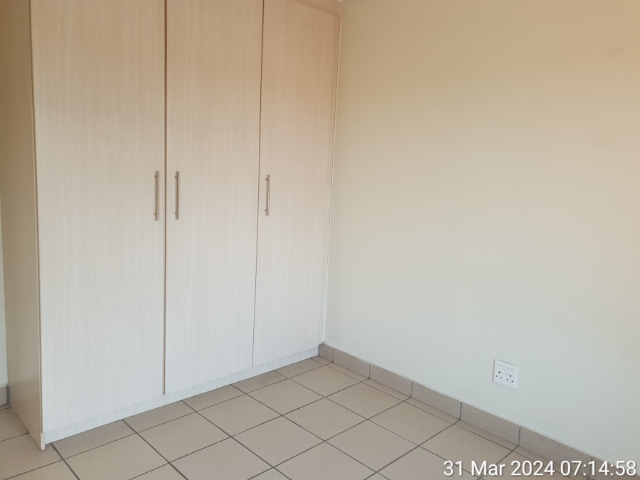 To Let 2 Bedroom Property for Rent in Mayville Gauteng