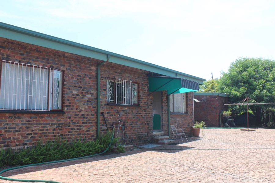 3 Bedroom Property for Sale in Kameeldrift West Gauteng