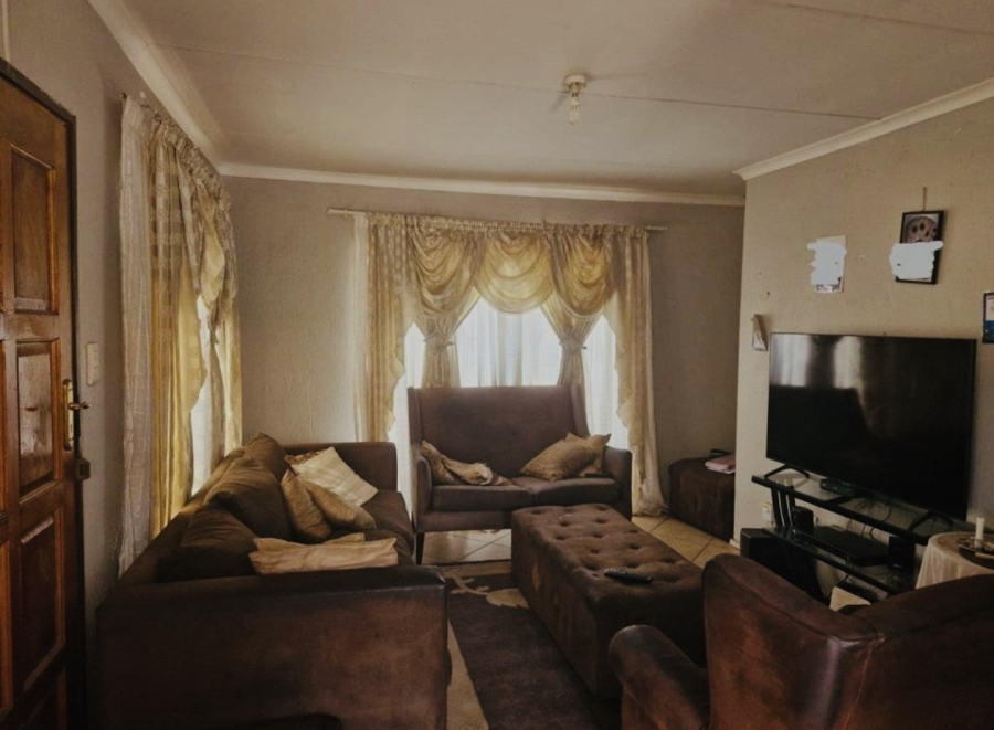 3 Bedroom Property for Sale in The Orchards Gauteng