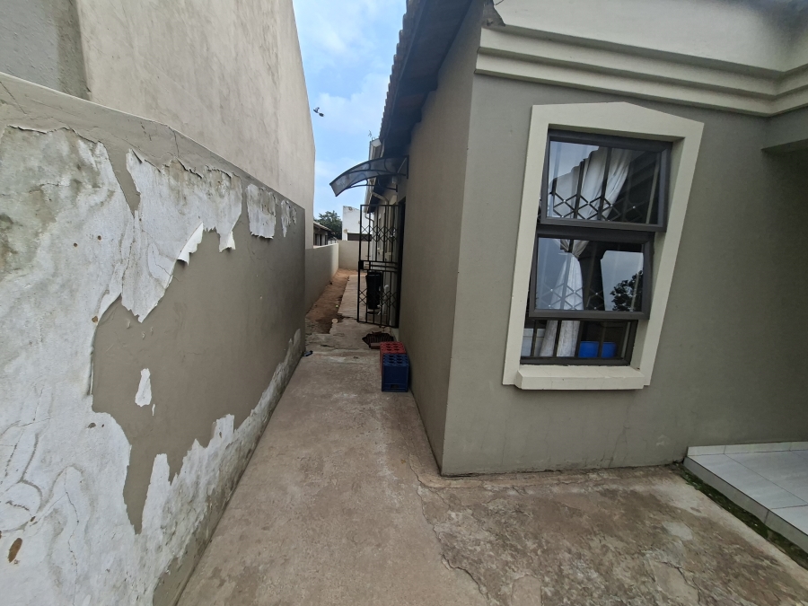 3 Bedroom Property for Sale in Leondale Gauteng