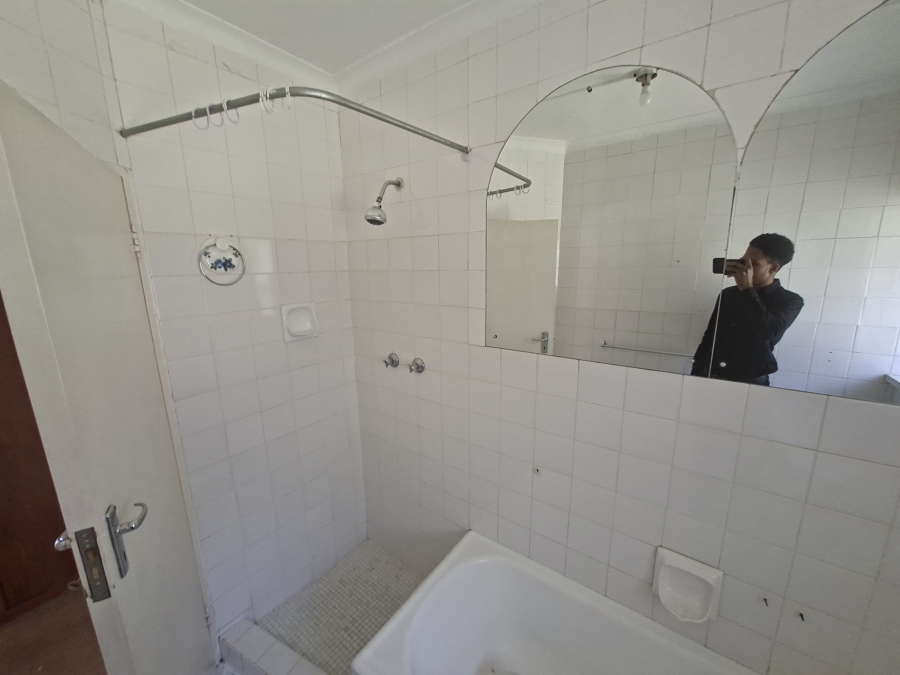 4 Bedroom Property for Sale in Elspark Gauteng