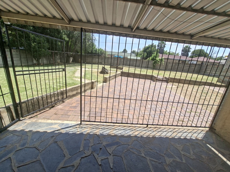 4 Bedroom Property for Sale in Elspark Gauteng