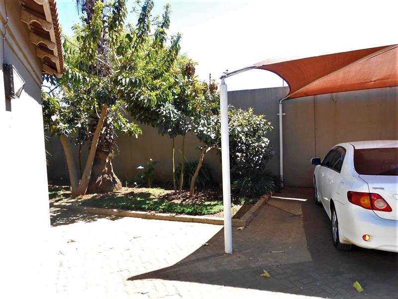 3 Bedroom Property for Sale in Lenasia Gauteng