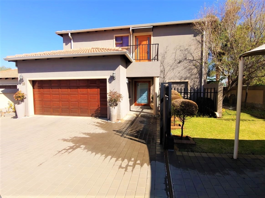To Let 4 Bedroom Property for Rent in Rynfield Gauteng