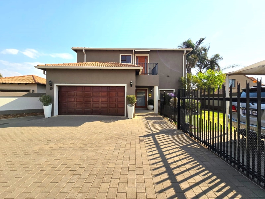 To Let 4 Bedroom Property for Rent in Rynfield Gauteng