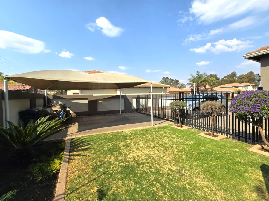 To Let 4 Bedroom Property for Rent in Rynfield Gauteng