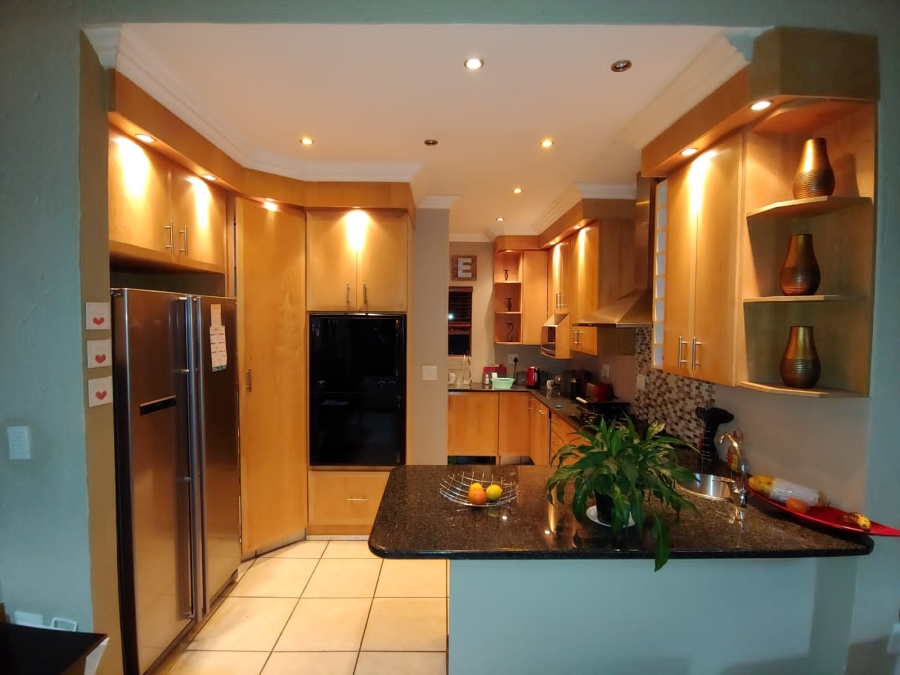 To Let 4 Bedroom Property for Rent in Rynfield Gauteng