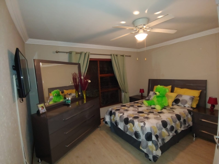 To Let 4 Bedroom Property for Rent in Rynfield Gauteng