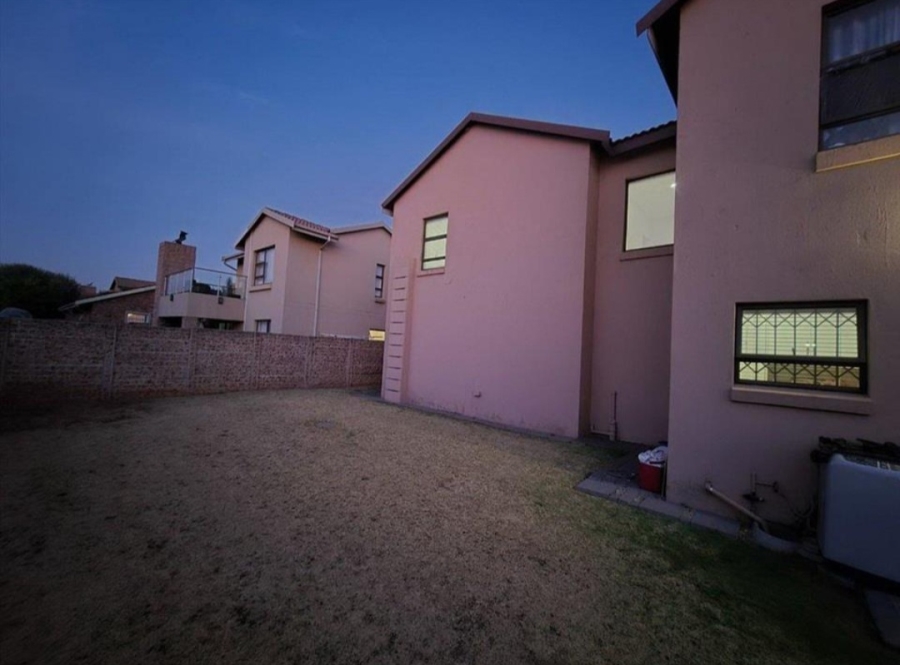 4 Bedroom Property for Sale in Pomona Gauteng