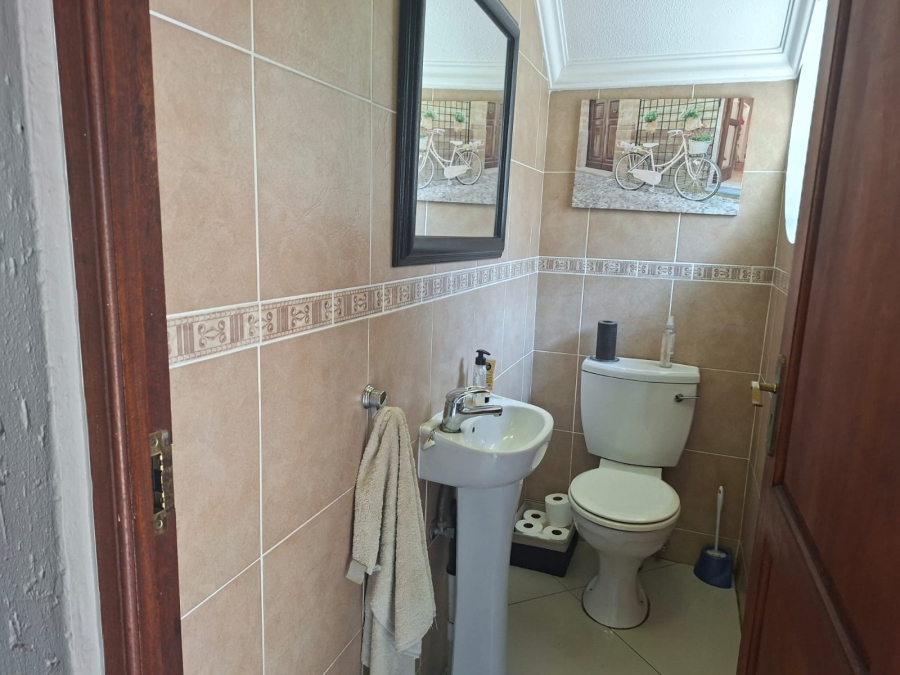 4 Bedroom Property for Sale in Oriel Gauteng