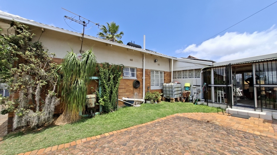 4 Bedroom Property for Sale in Discovery Gauteng