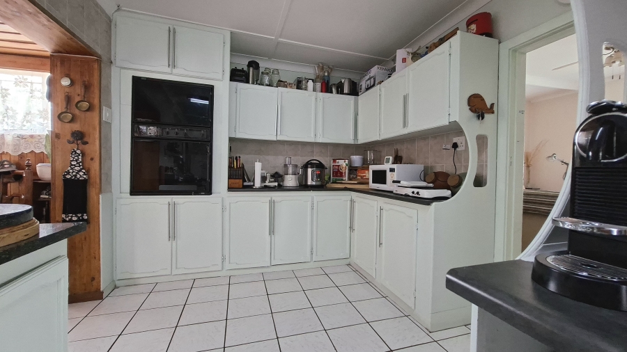 4 Bedroom Property for Sale in Discovery Gauteng