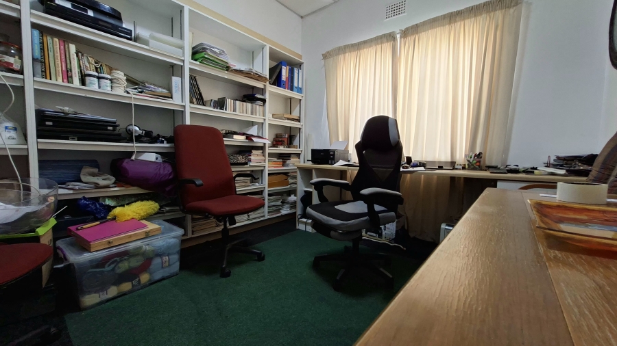 4 Bedroom Property for Sale in Discovery Gauteng