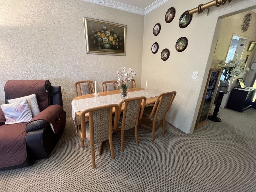 4 Bedroom Property for Sale in Dowerglen Gauteng