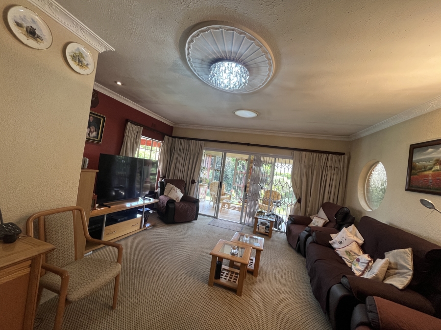 4 Bedroom Property for Sale in Dowerglen Gauteng