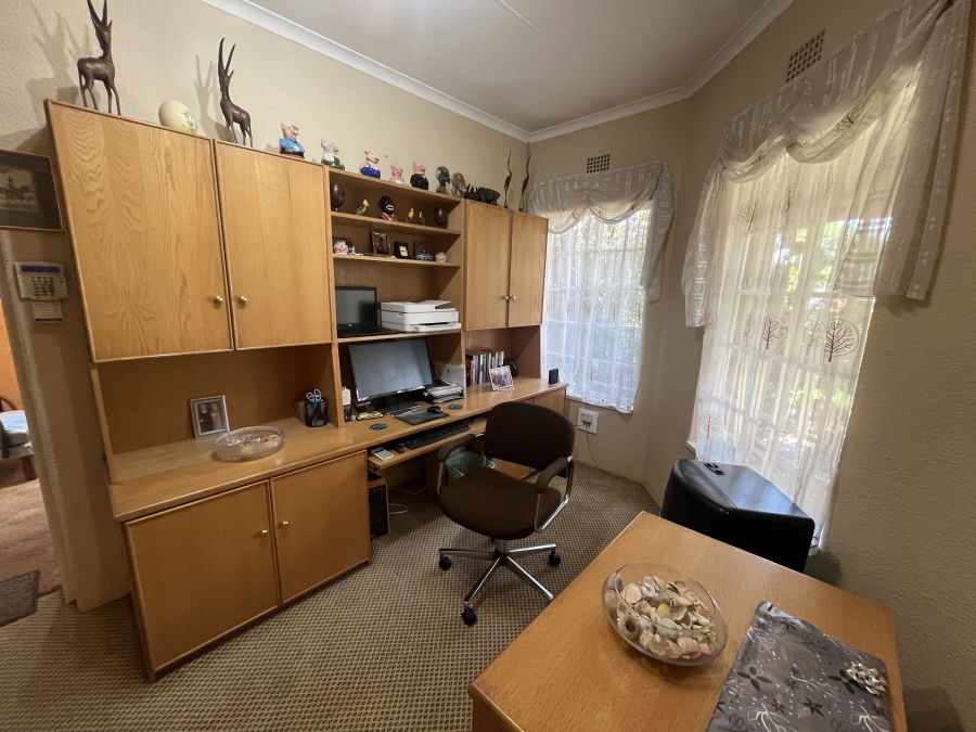 4 Bedroom Property for Sale in Dowerglen Gauteng