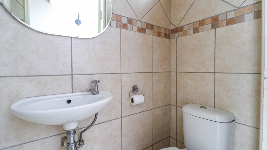 3 Bedroom Property for Sale in Bramley Park Gauteng