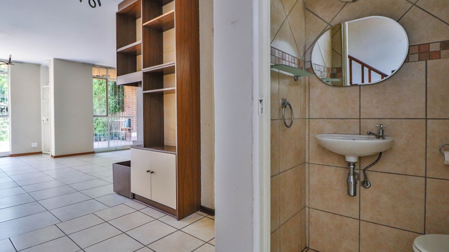 3 Bedroom Property for Sale in Bramley Park Gauteng