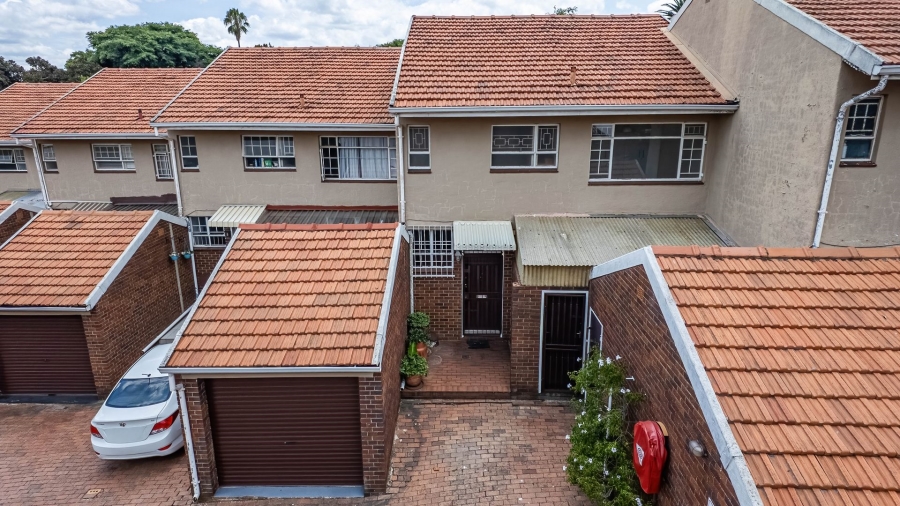 3 Bedroom Property for Sale in Bramley Park Gauteng