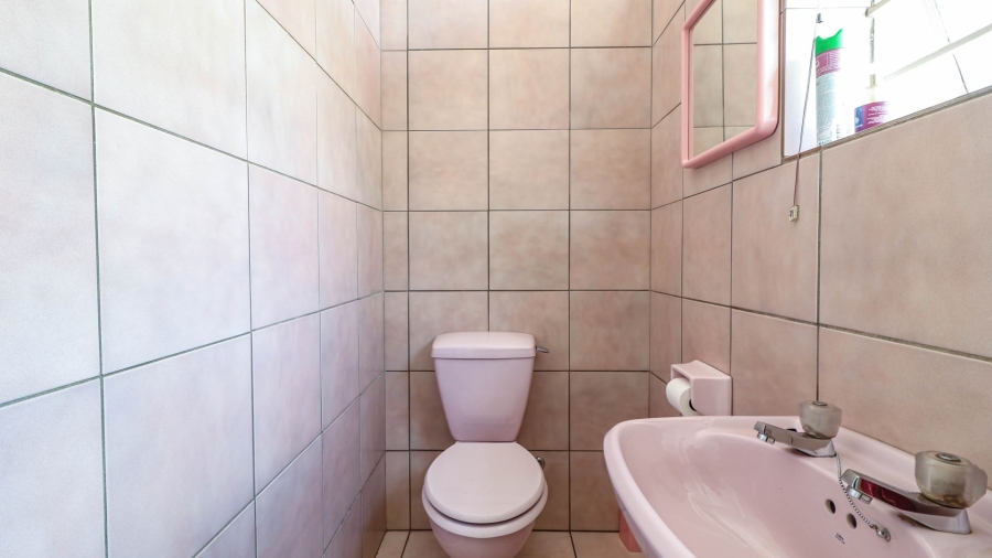 3 Bedroom Property for Sale in Savoy Estate Gauteng