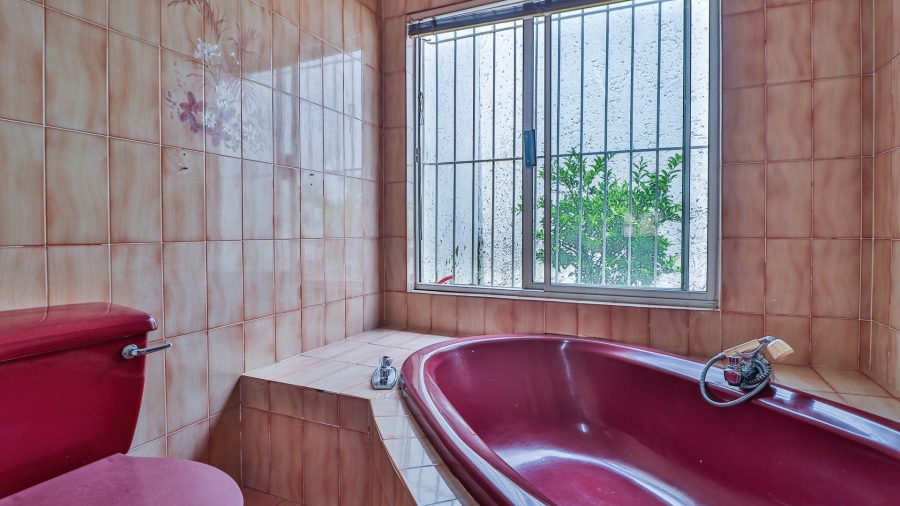 3 Bedroom Property for Sale in Savoy Estate Gauteng