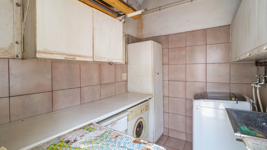 3 Bedroom Property for Sale in Savoy Estate Gauteng