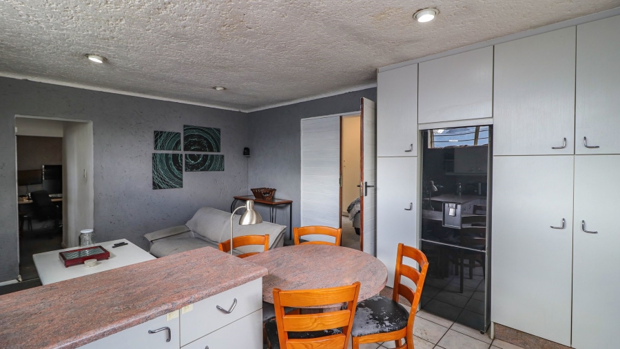 3 Bedroom Property for Sale in Savoy Estate Gauteng