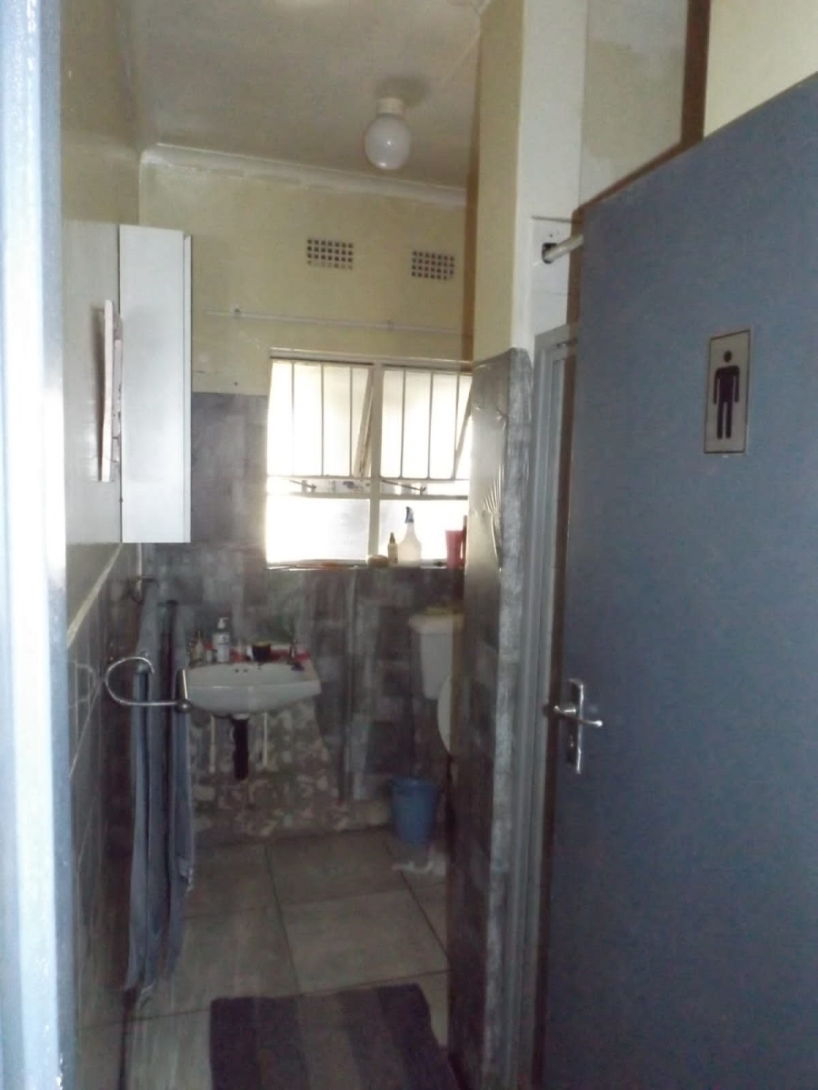 3 Bedroom Property for Sale in Strubenvale Gauteng