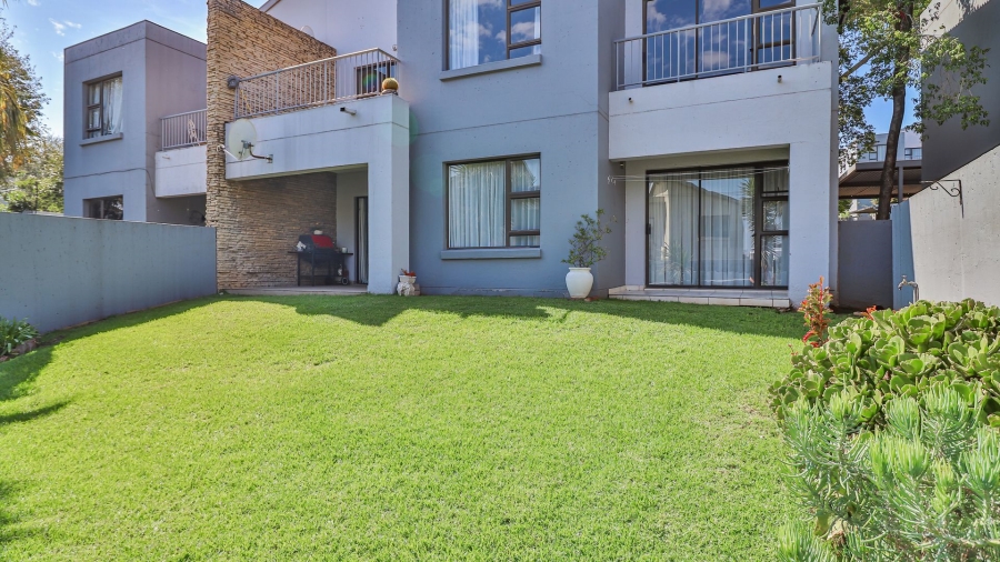 3 Bedroom Property for Sale in Greenstone Hill Gauteng